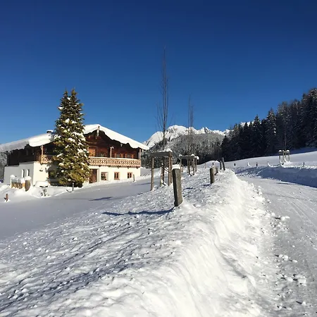 Historisches Alpenchalet Kaeth & Nanei Auf Grossschlaggut シャレー アンベルク・イム・ランマータール