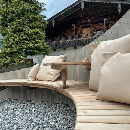 Historisches Alpenchalet Kaeth & Nanei Auf Grossschlaggut Annaberg im Lammertal