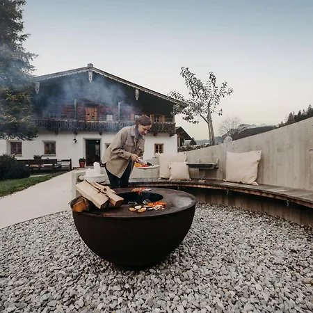 Historisches Alpenchalet Kaeth & Nanei Auf Grossschlaggut * Annaberg im Lammertal