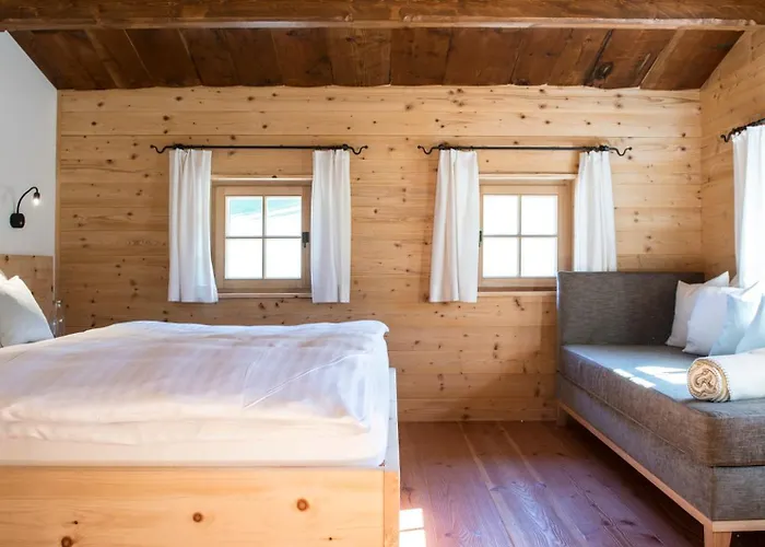Historisches Alpenchalet Käth&nanei Auf Großschlaggut * Annaberg im Lammertal